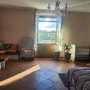 https://cesare-battisti.it-tuscanyhotel.com