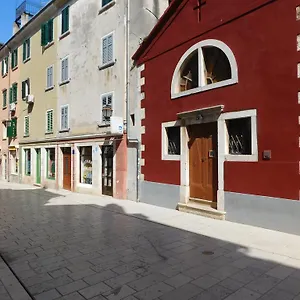 https://apartman-angela.in-istria.net