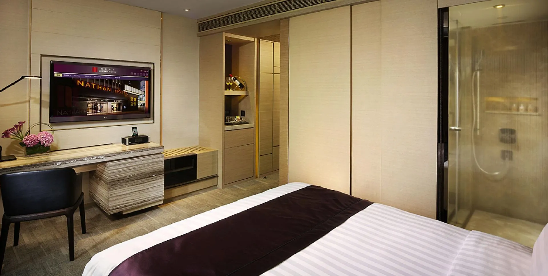 Nathan Hotel Hong Kong 4*,