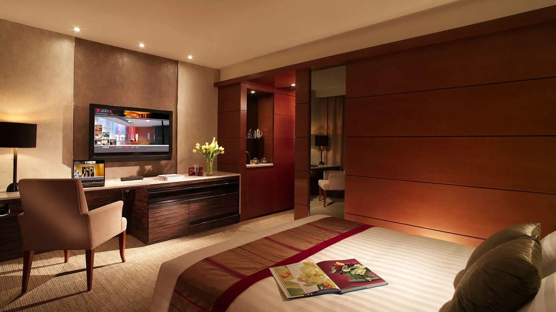 Nathan Hotel Hong Kong 4*,  China