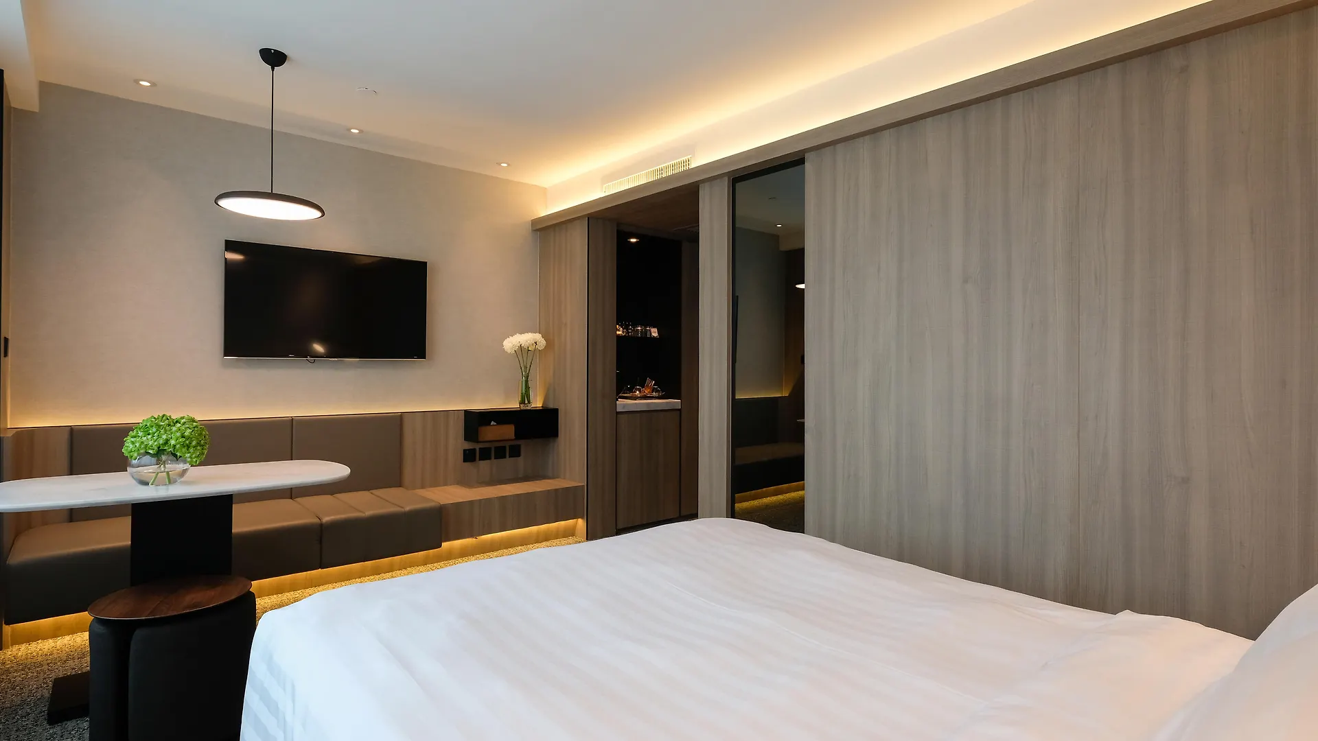 Nathan Hotel Hong Kong